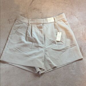Abercrombie & Fitch High Waist Cream Shorts